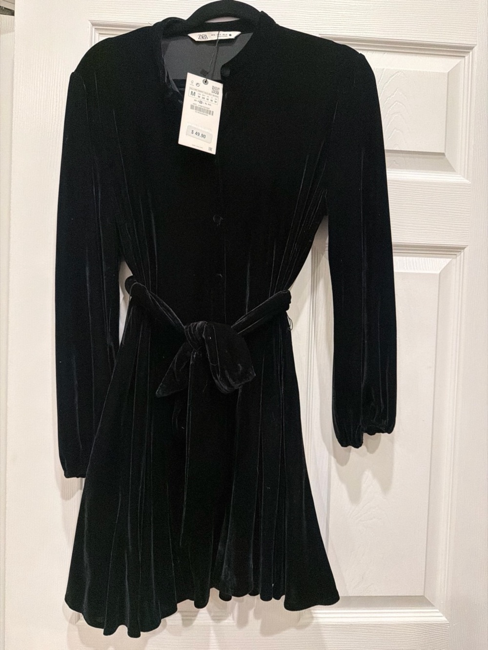 ZARA Women's Black Velvet Button-Front Dress with Tie Waist